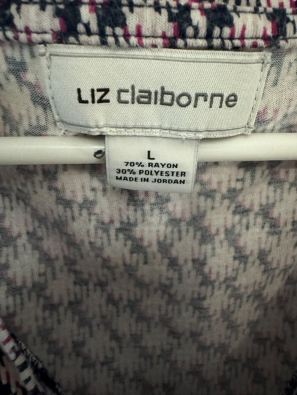 Women's Liz Claiborne short-sleeve top - Picture 2 of 3